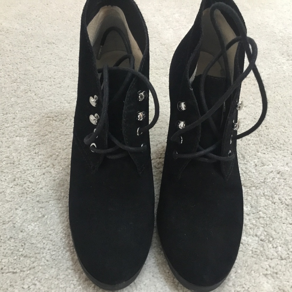 Michael Kors Suede Black High Heeled Boots Worn Once MINT Retailed $189 Sz 9
